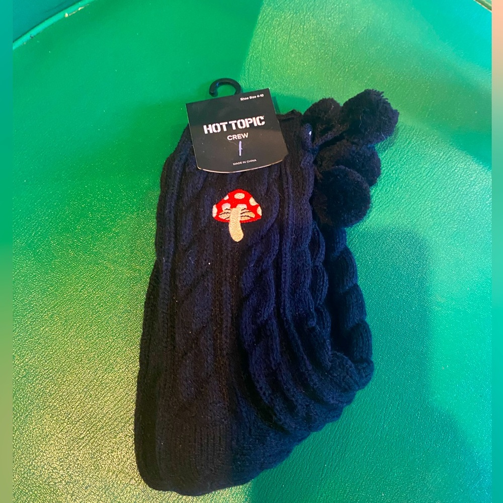 NWT Hot Topic Mushroom Chunky Knit Crew Socks with pom poms.